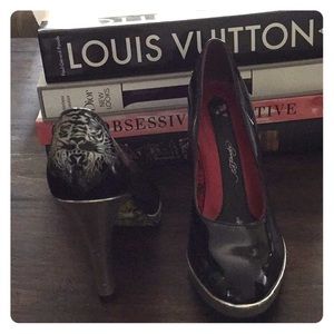 Patent leather pumps